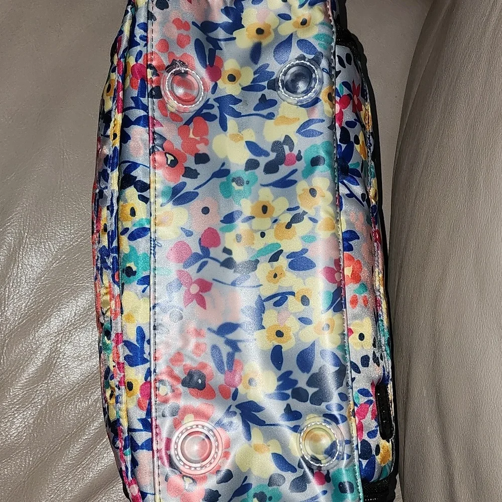 Lug Trolley Womems Gray Multo Floral Travel Bag  Preowned - Picture 3 of 14